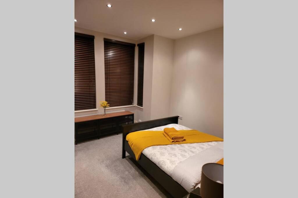 Photo of Bedroom in West Hendon