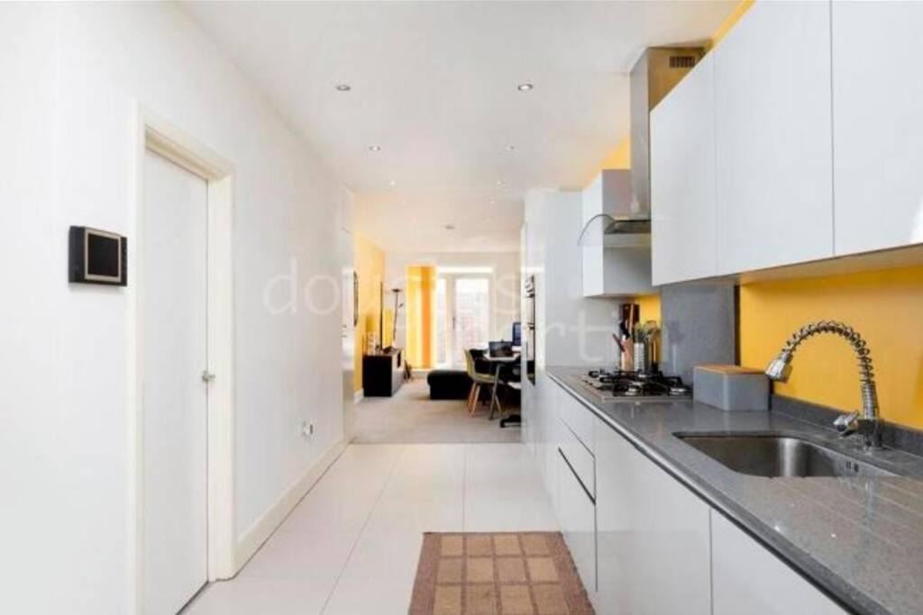 Photo of Kitchen in West Hendon