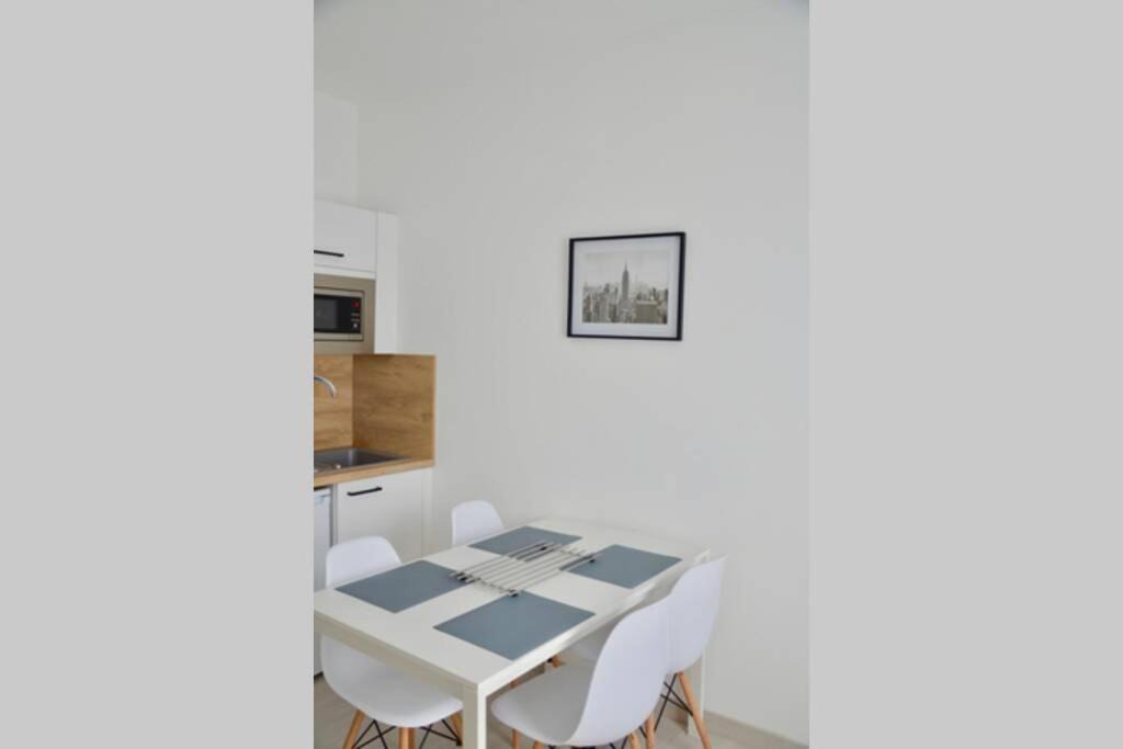 Photo of Others in Avoine