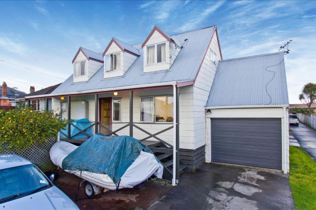 Photo of Buildings in Te Atatu South