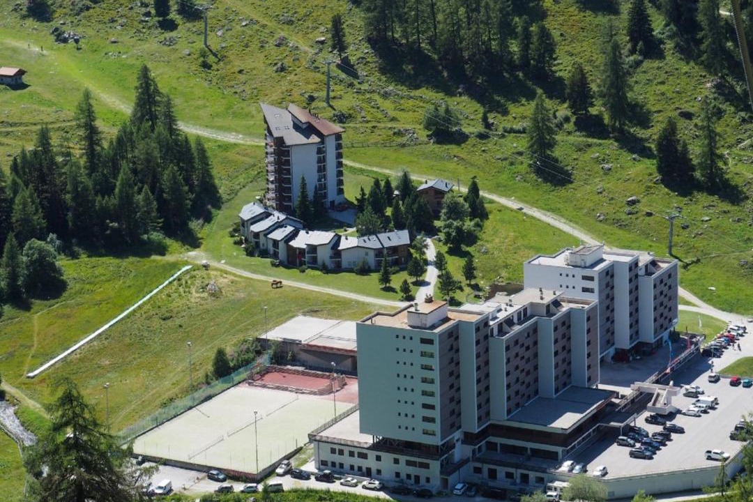 Photo of Buildings in Noveli