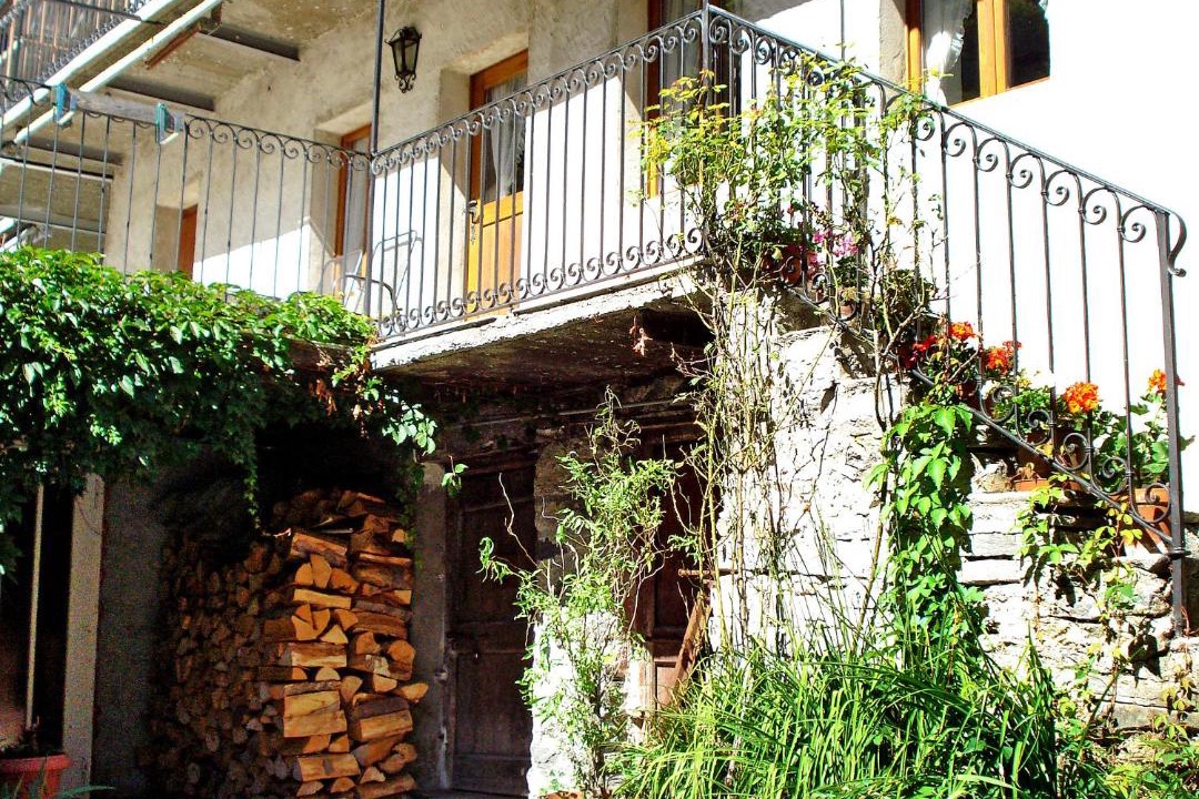 Photo of Buildings in Vergeletto