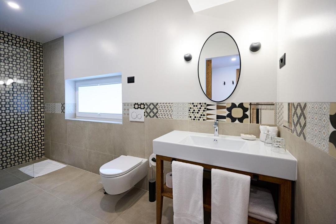 Photo of Bathroom in Sencur