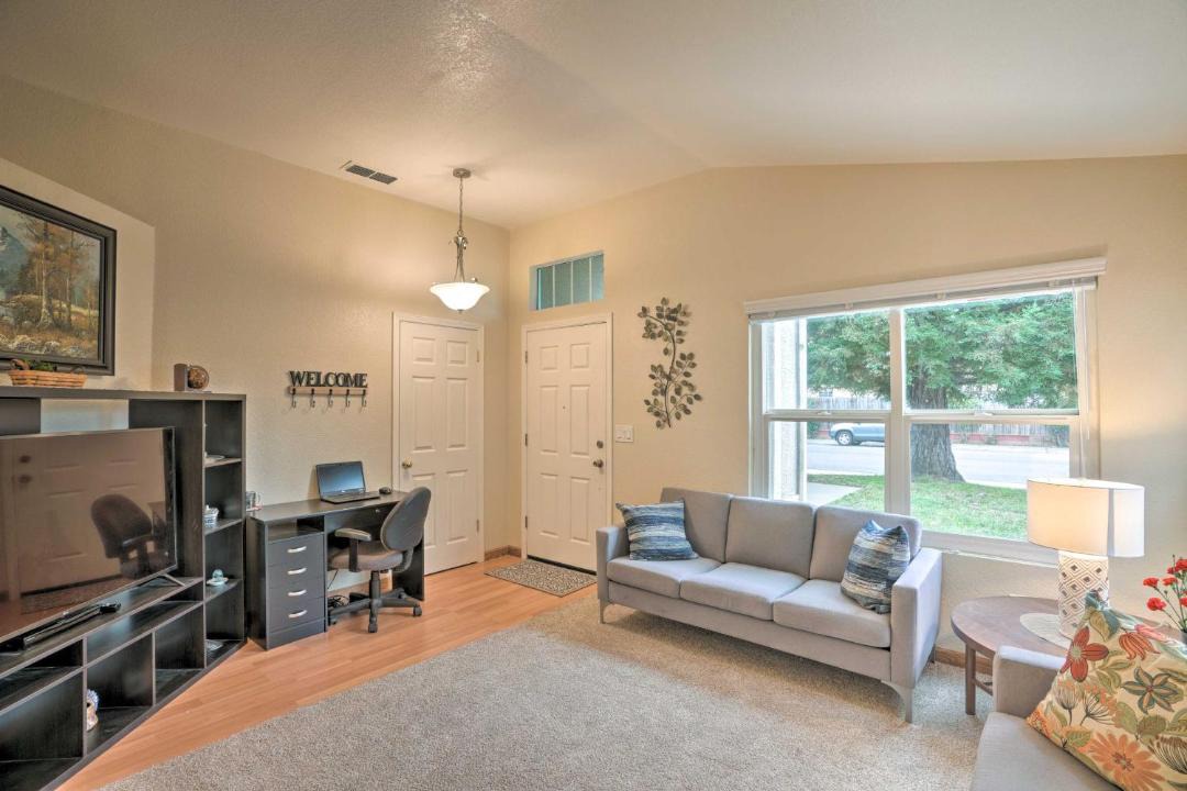 Photo of Livingroom in Elk Grove