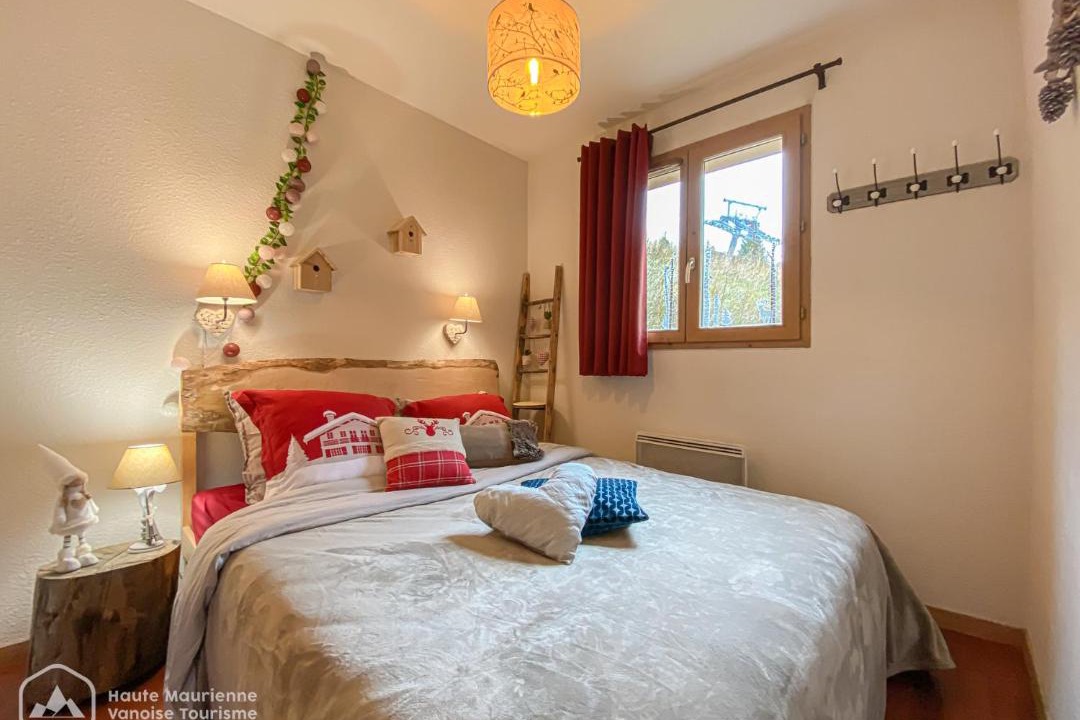 Photo of Bedroom in Valfrejus