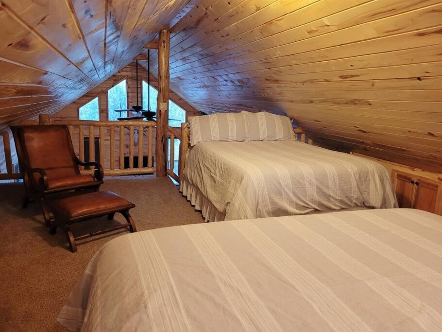 Photo of Bedroom in Orderville