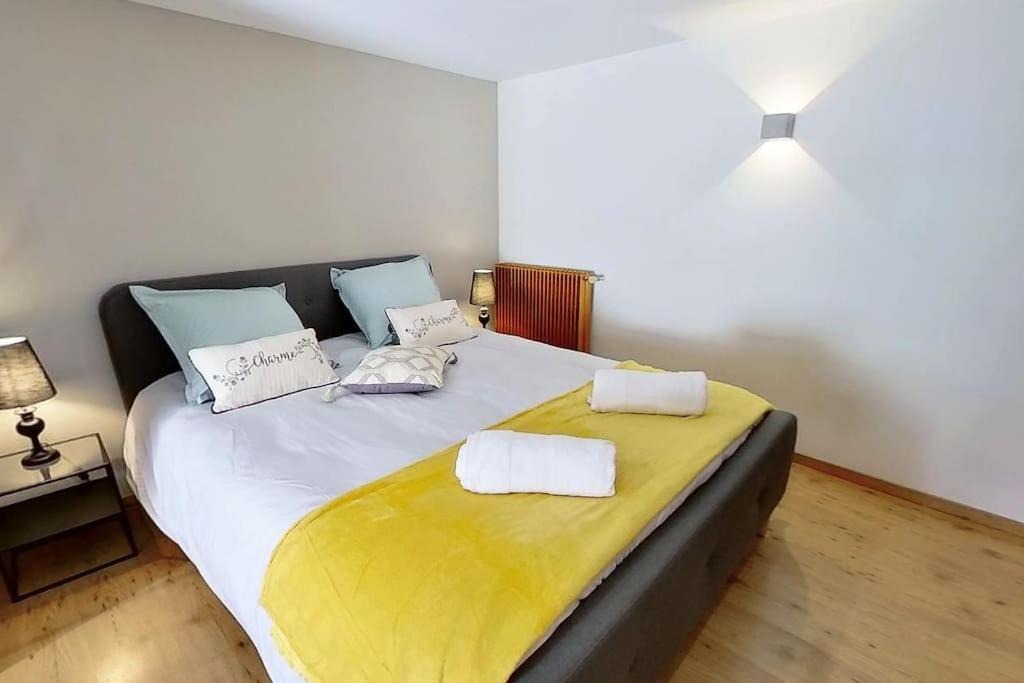 Photo of Bedroom in Dole