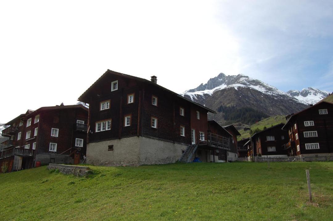 Photo of Buildings in Tujetsch