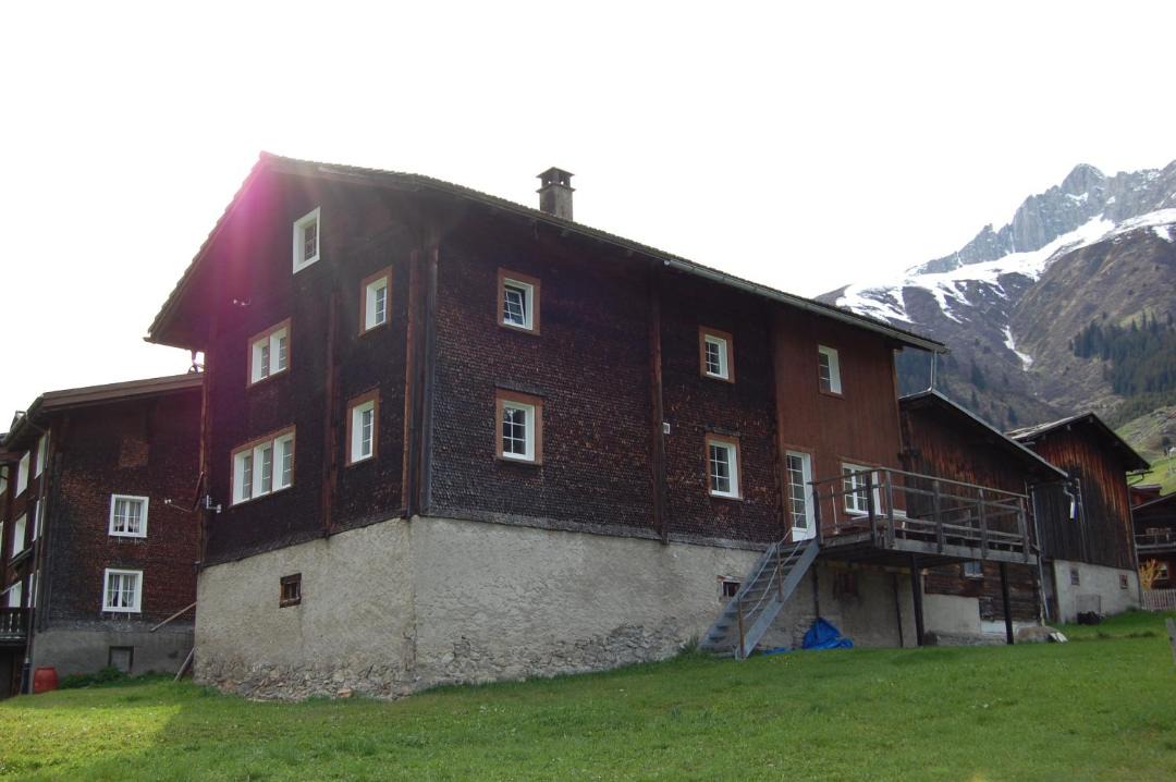 Photo of Buildings in Tujetsch