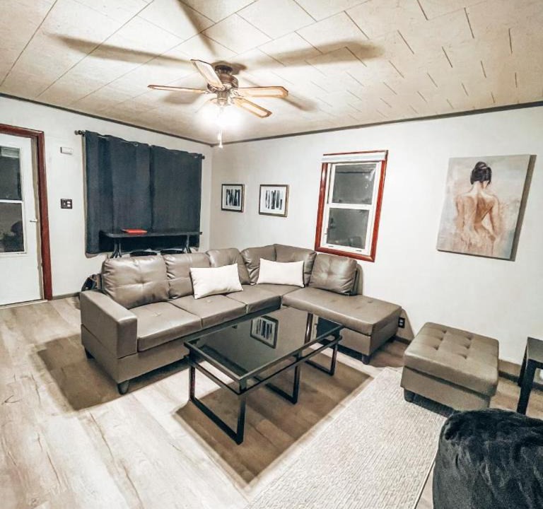 Photo of Livingroom in Springfield