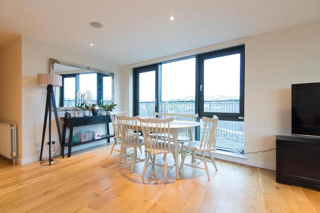Photo of Livingroom in Glasgow Westend