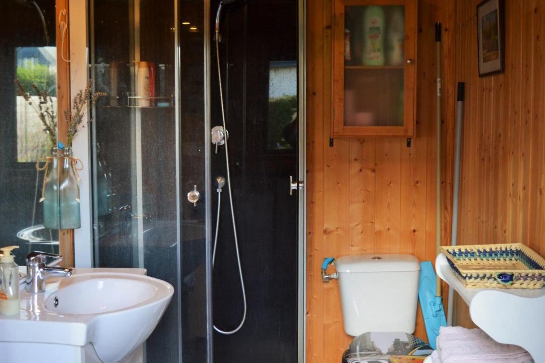 Photo of Bathroom in Tregastel