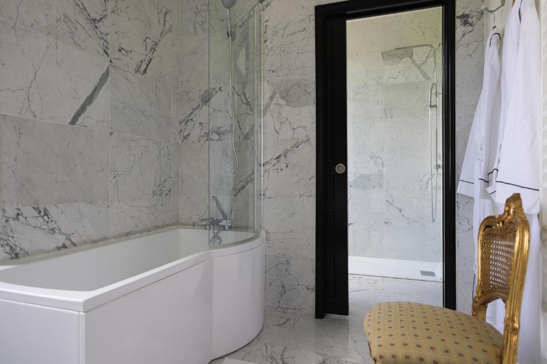 Photo of Bathroom in Taingy
