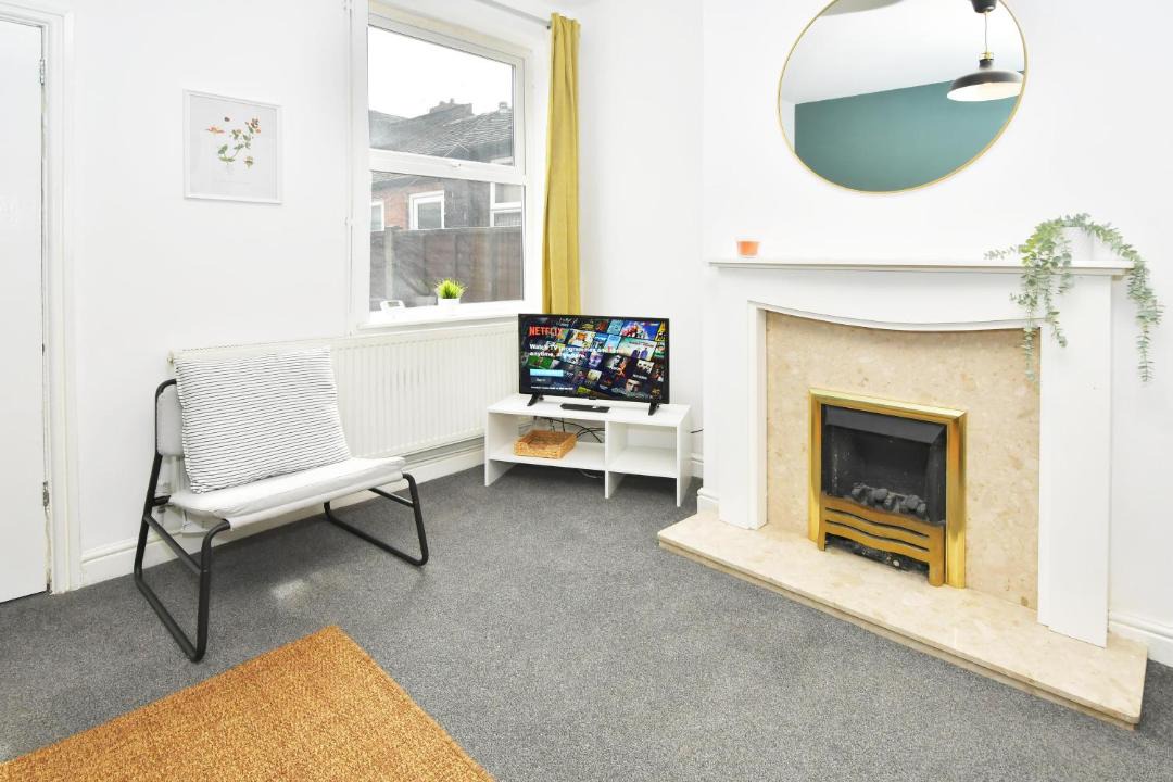 Photo of Livingroom in Stoke-on-Trent