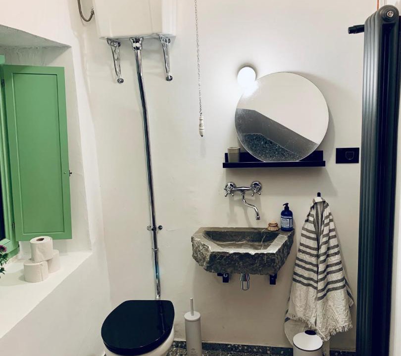 Photo of Bathroom in Slap