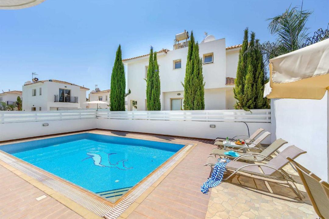 Photo of Outdoor in Pernera