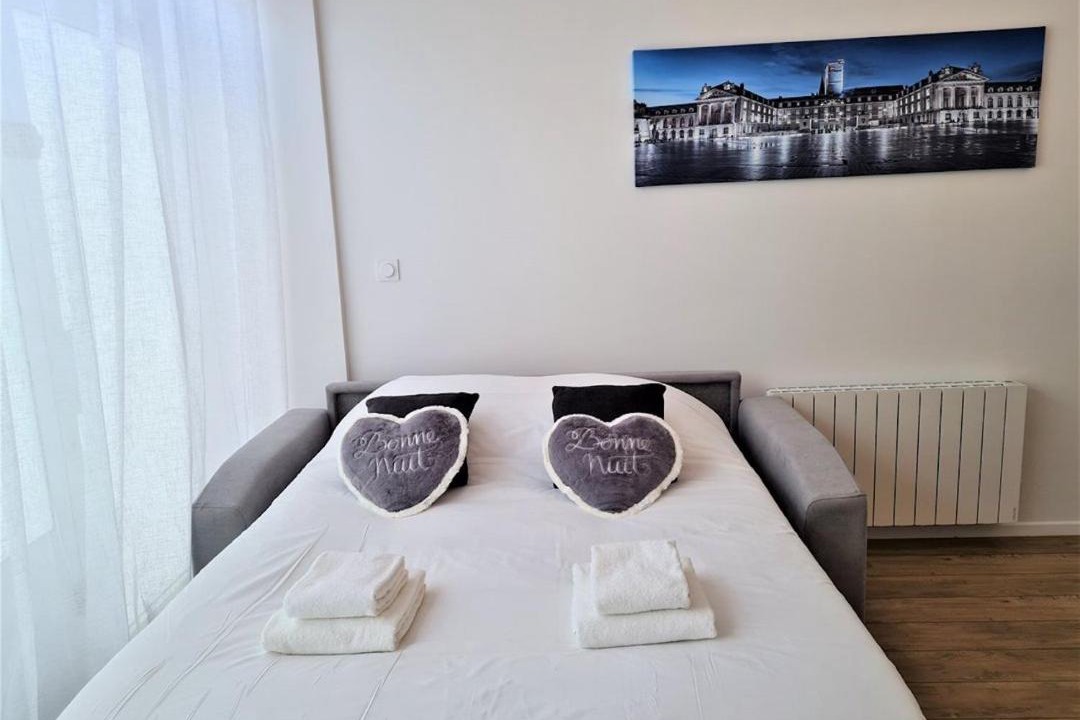 Photo of Bedroom in Faubourg-Raines