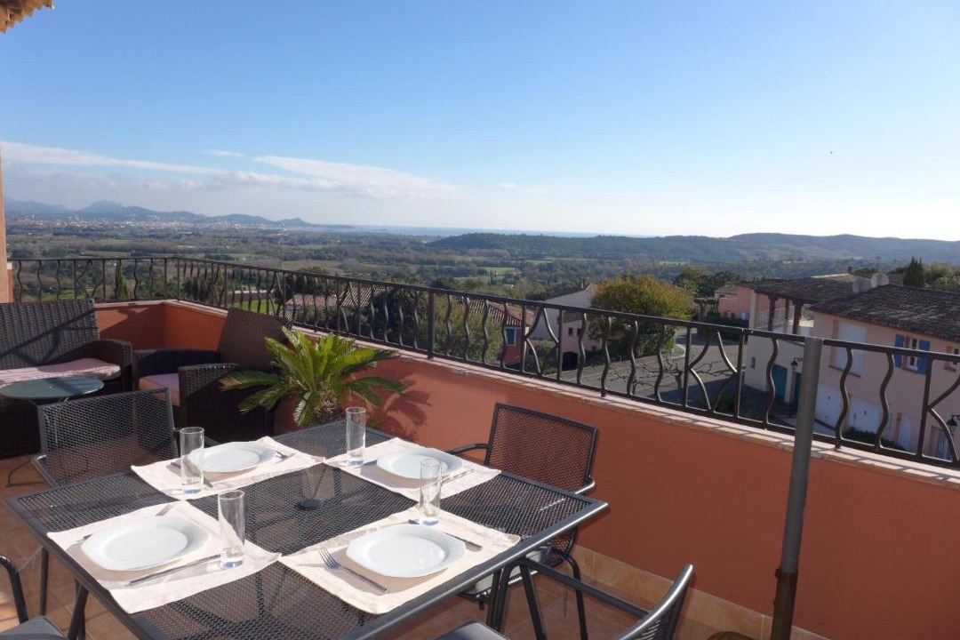 Photo of Patio Balcony in La Rouviere