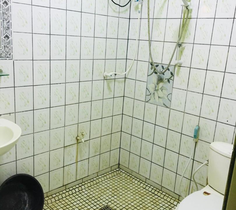Photo of Bathroom in Kirinda