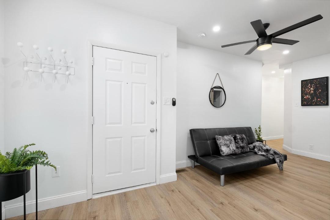 Photo of Livingroom in South Philadelphia