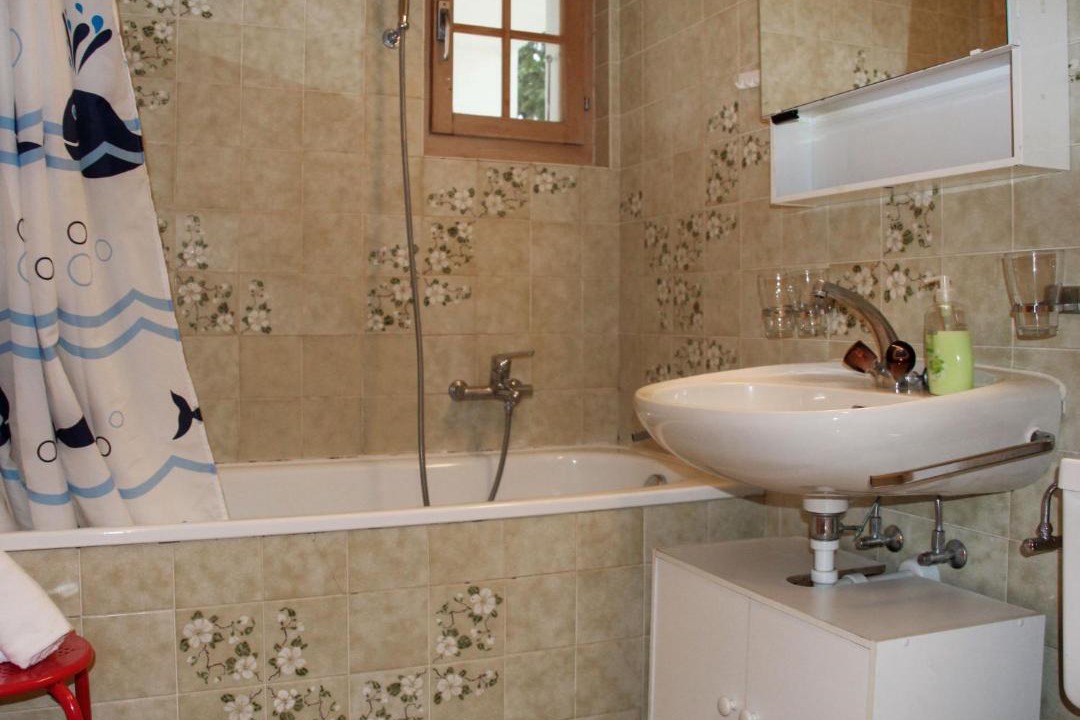 Photo of Bathroom in Moleson