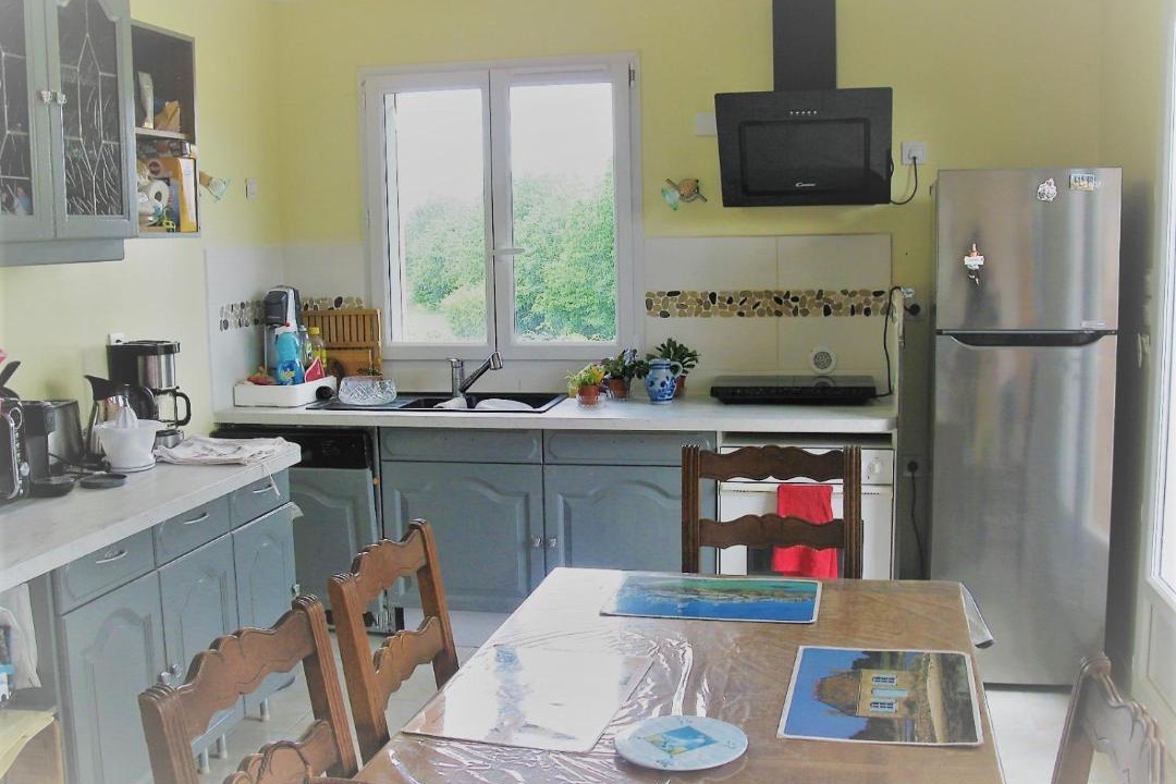 Photo of Kitchen in Esson
