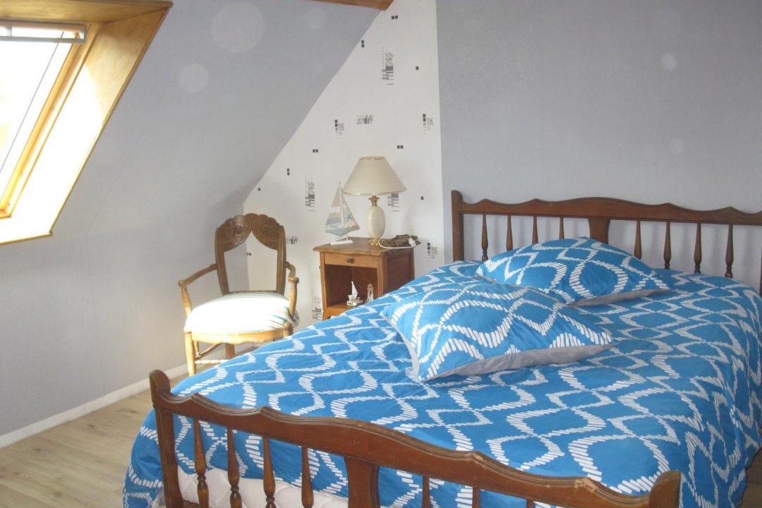Photo of Bedroom in Esson