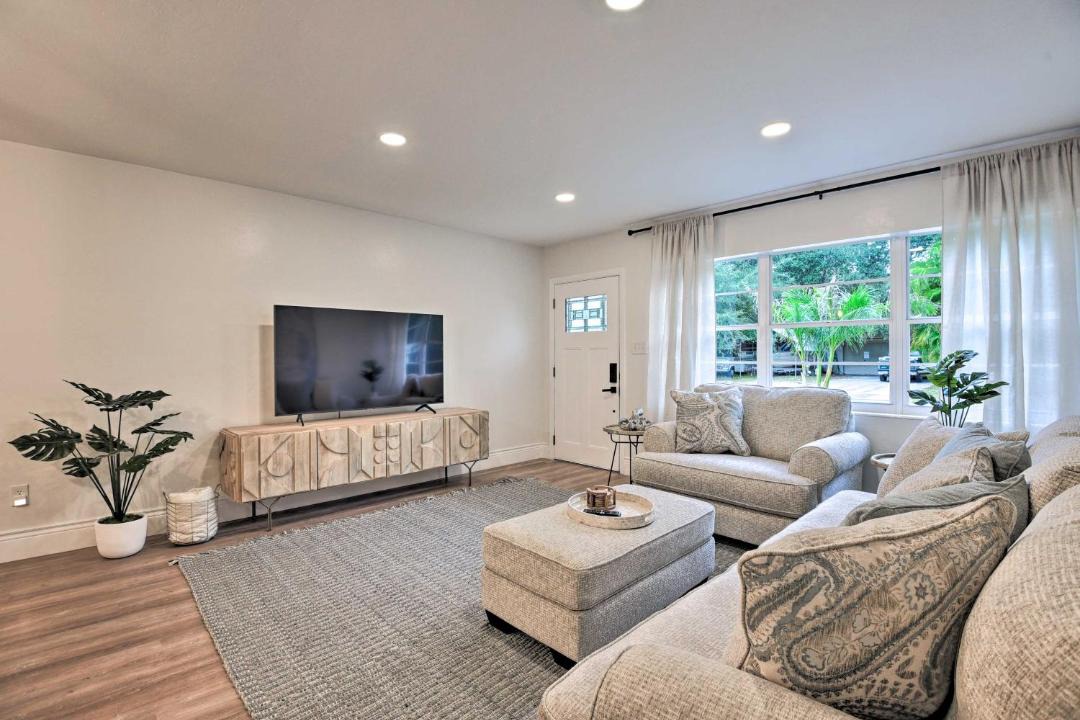 Photo of Livingroom in South Sarasota