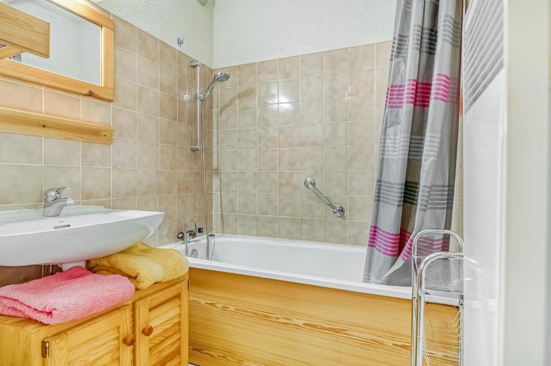 Photo of Bathroom in Embrun