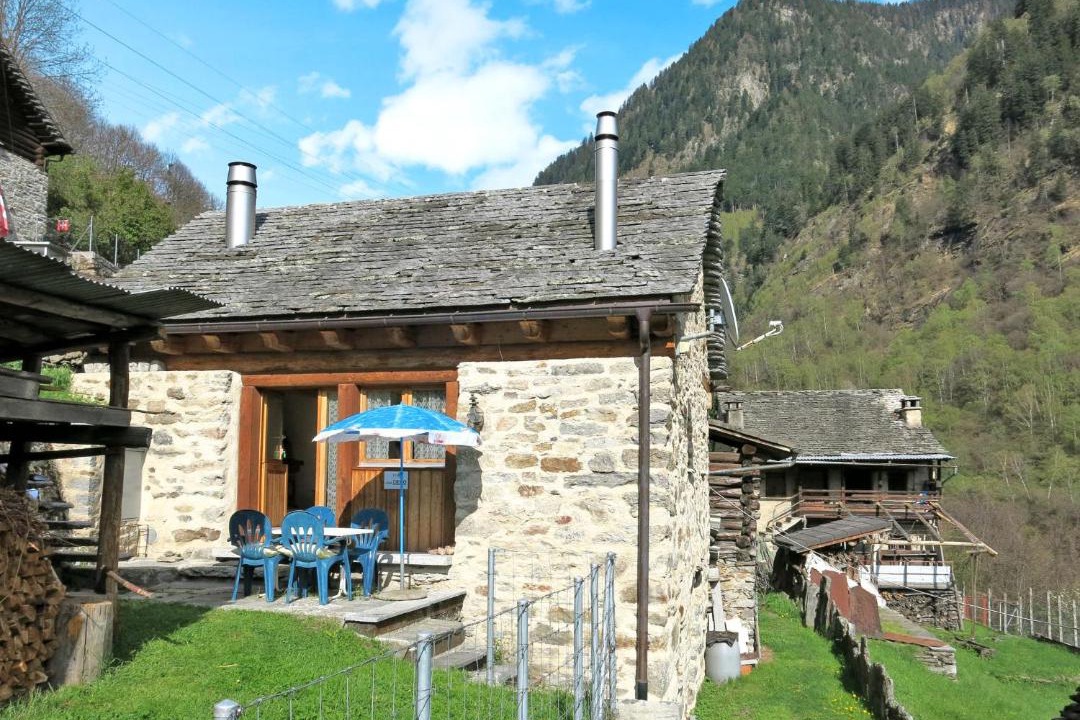 Photo of Others in Malvaglia-dagro