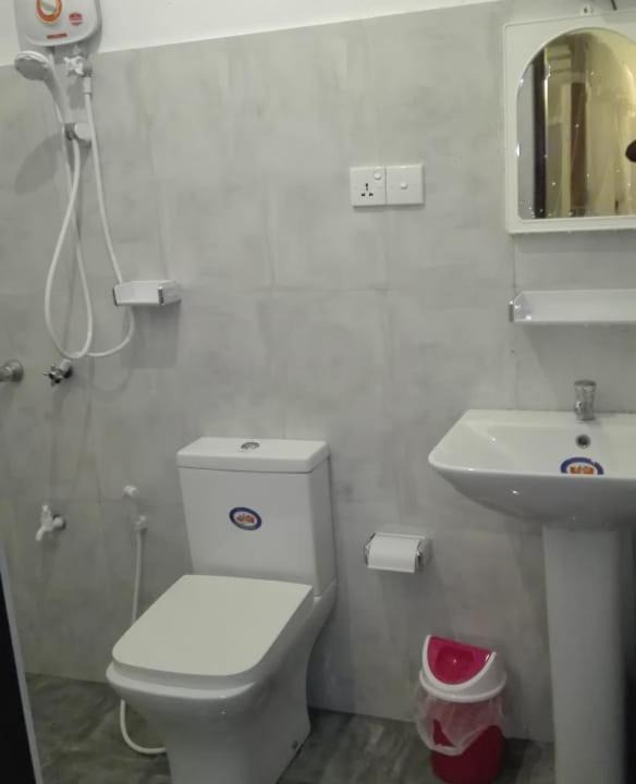 Photo of Bathroom in Hikkaduwa