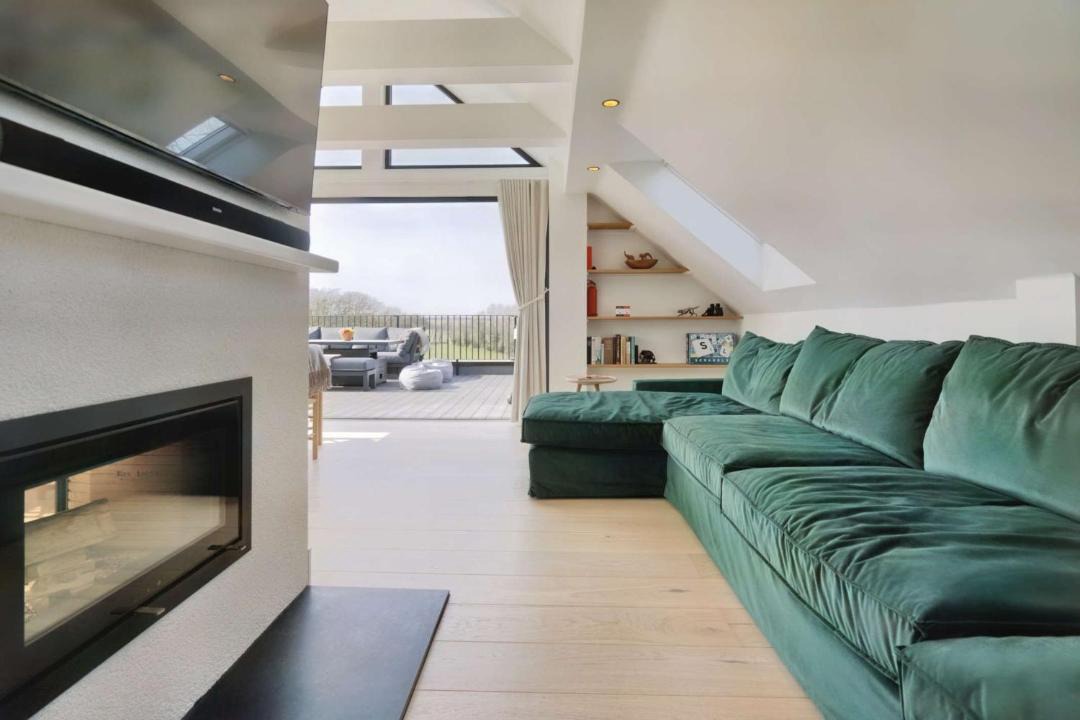 Photo of Livingroom in Etchinghill