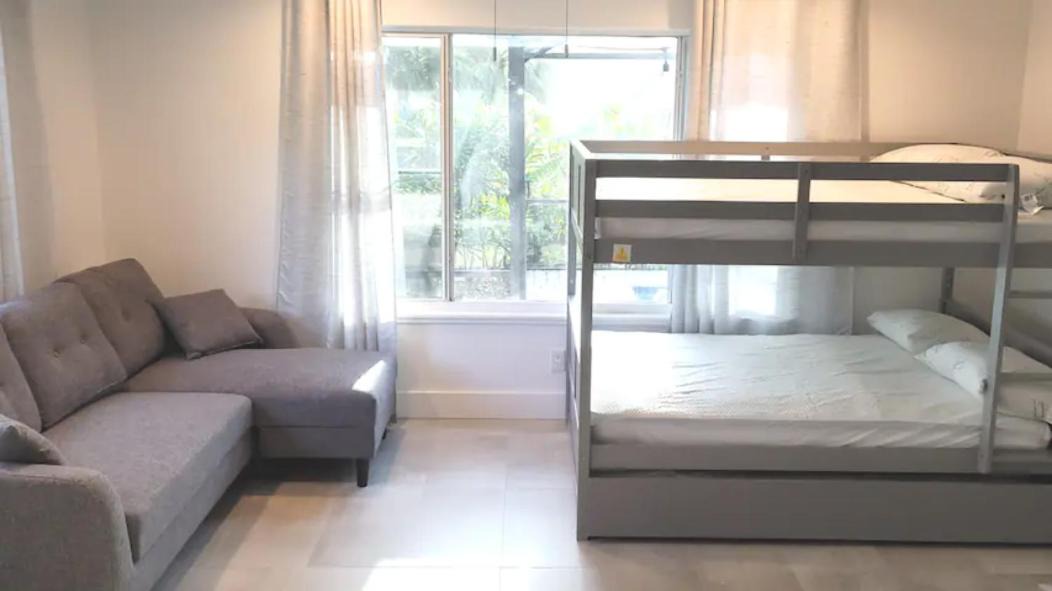 Photo of Bedroom in Trailer Estates