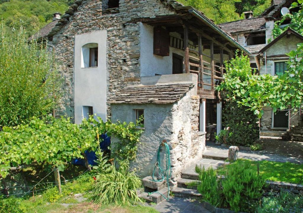 Photo of Buildings in Maggia