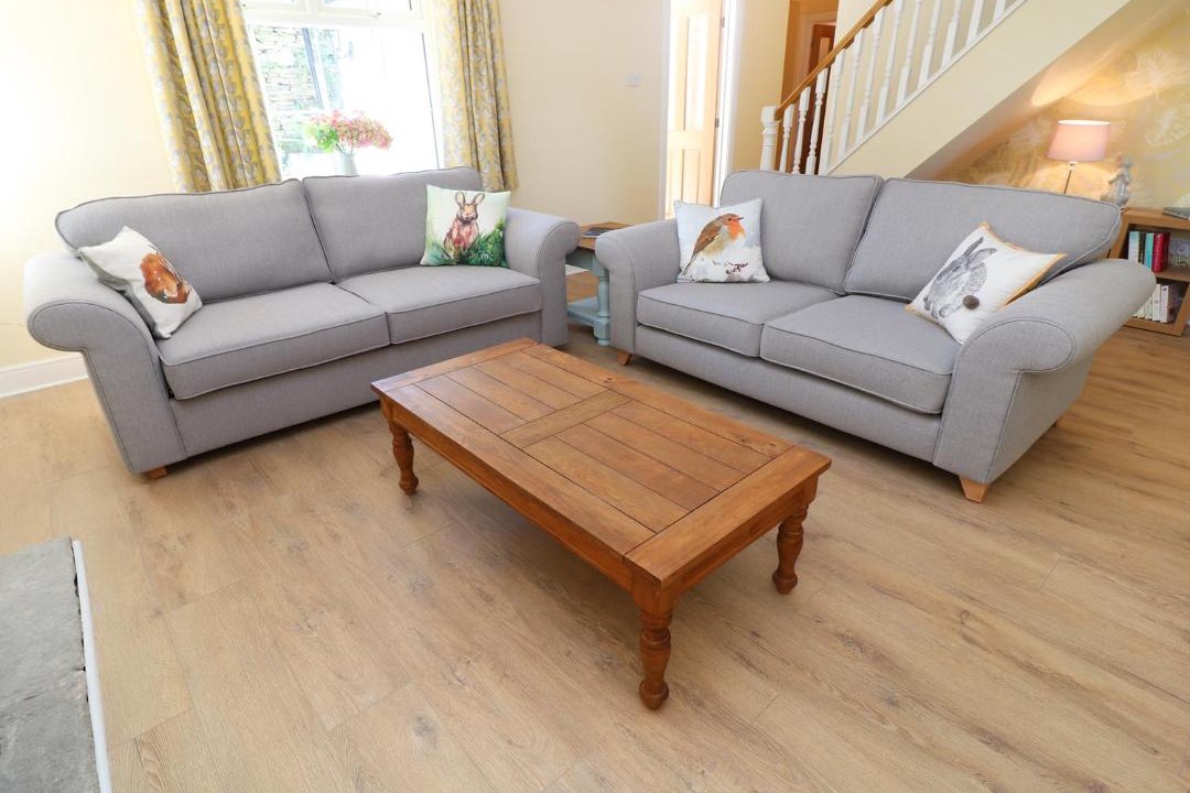Photo of Livingroom in Pontypridd