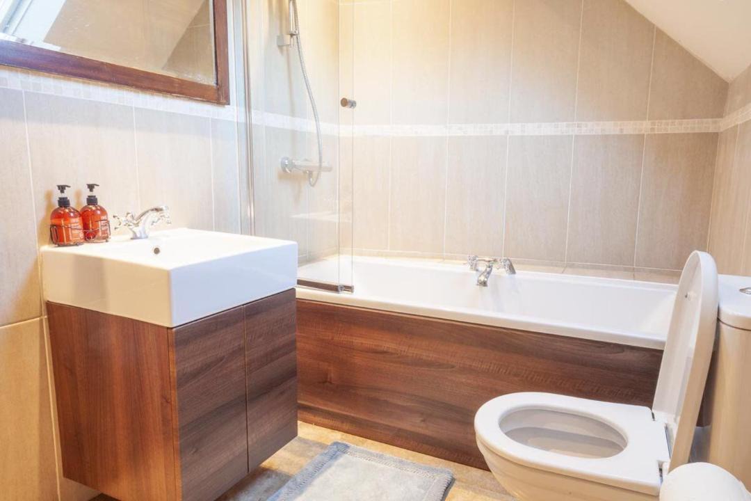 Photo of Bathroom in Cauldon Low