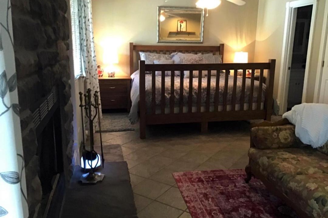 Photo of Bedroom in Fredericktown