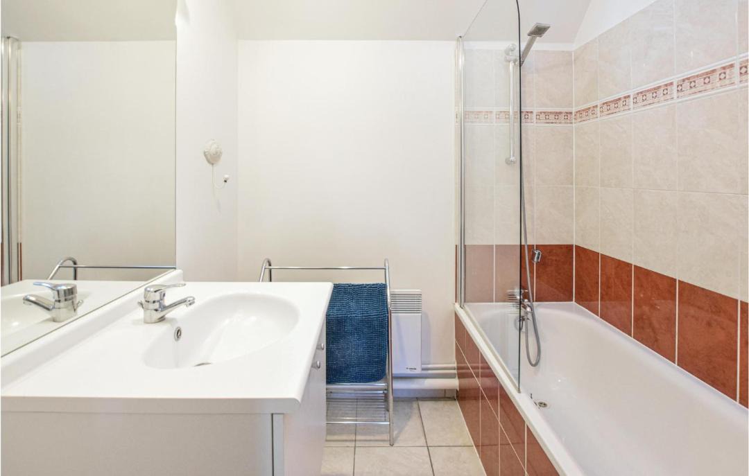 Photo of Bathroom in Port-en-Bessin-Huppain
