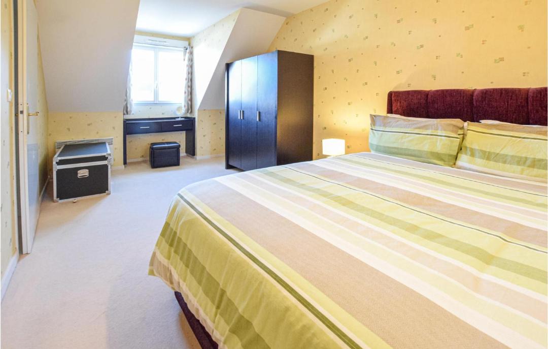 Photo of Bedroom in Port-en-Bessin-Huppain