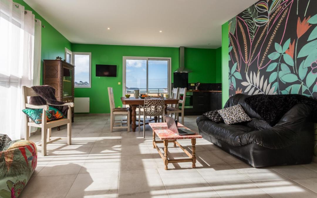 Photo of Livingroom in Saint-Come-de-Fresne