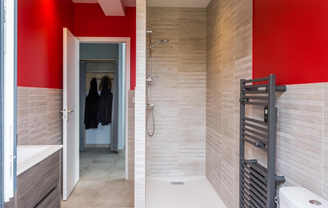 Photo of Bathroom in Saint-Come-de-Fresne