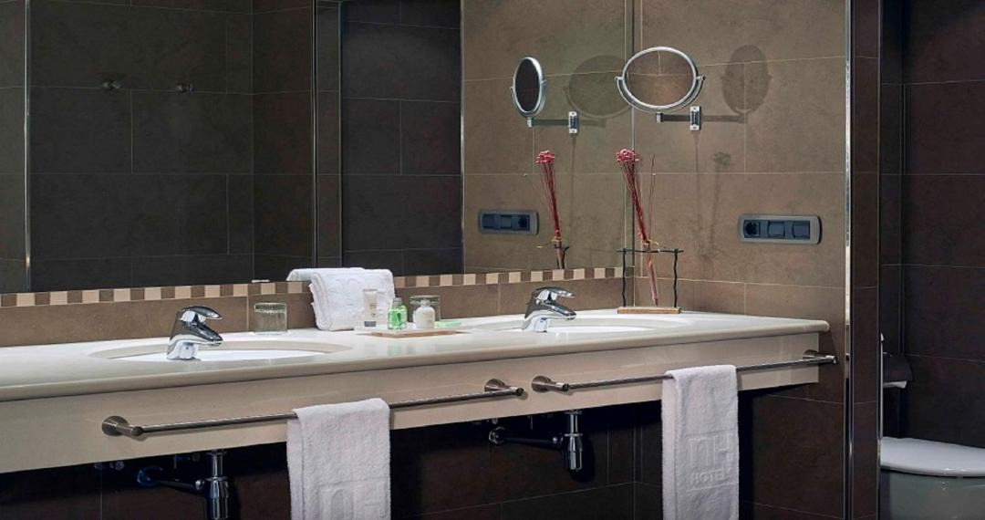 Photo of Bathroom in Avenida Meritxell