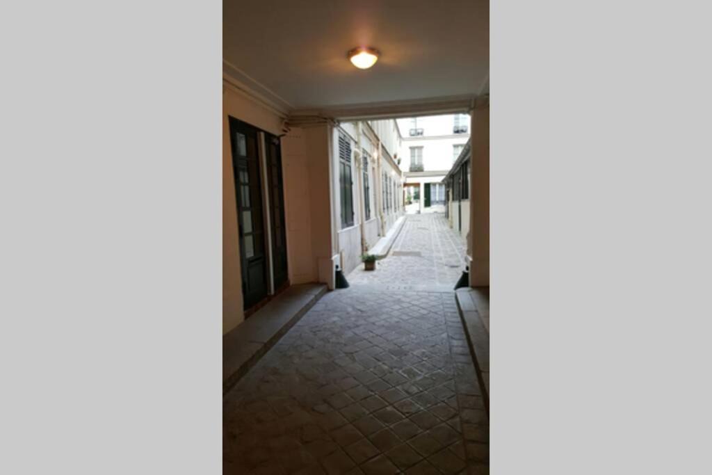 Photo of Bedroom in Montparnasse