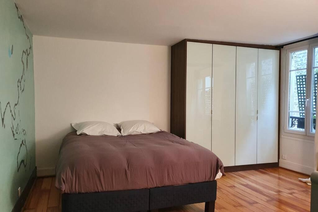 Photo of Bedroom in Montparnasse