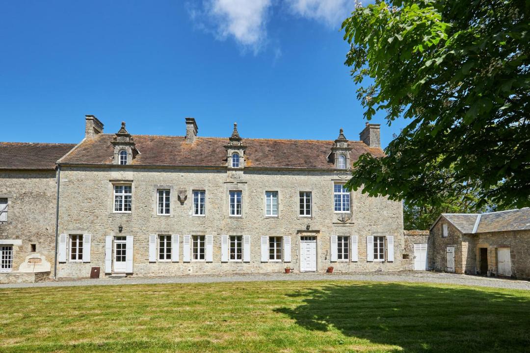 Photo of Buildings in Vierville-sur-Mer