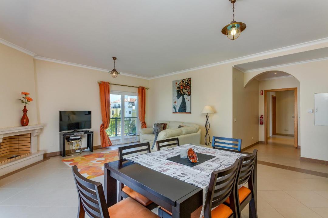 Photo of Livingroom in Canada