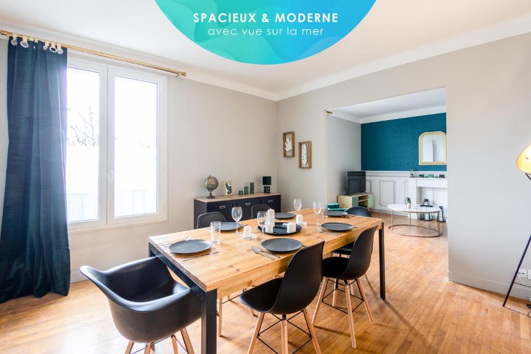 Photo of Livingroom in Downtown