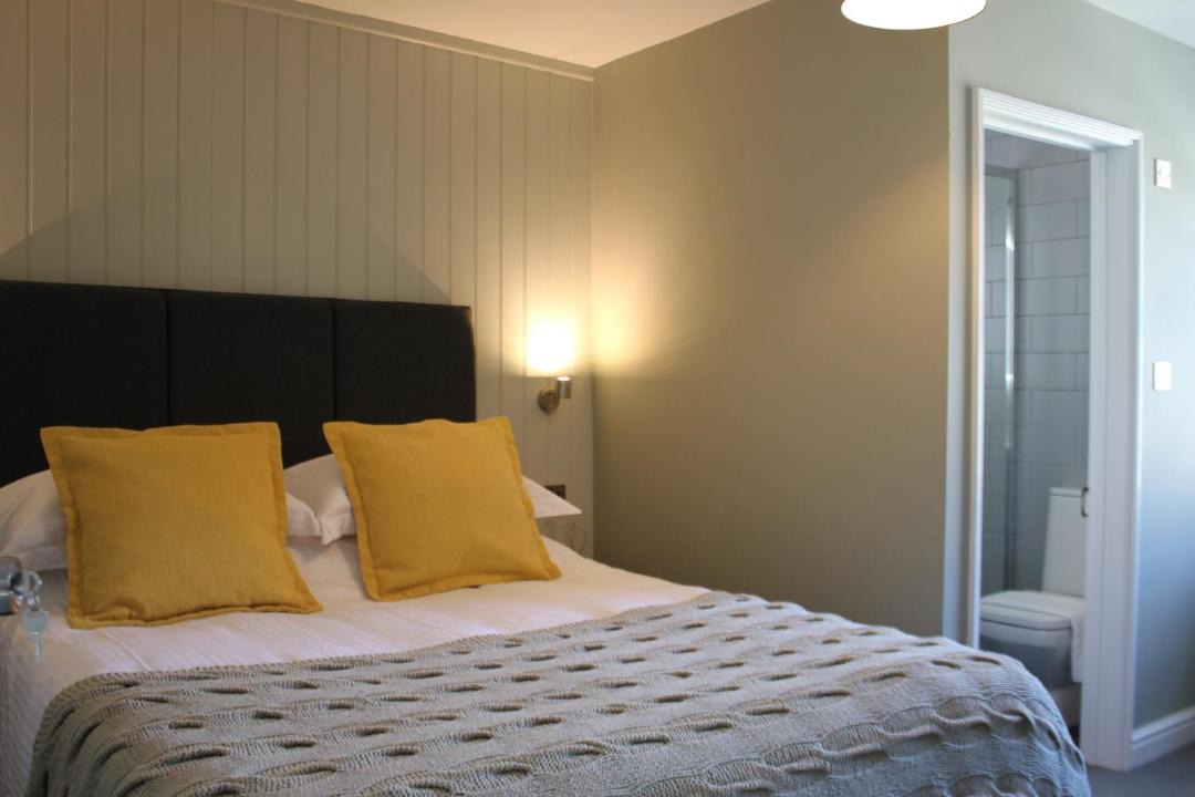 Photo of Bedroom in Helford Passage