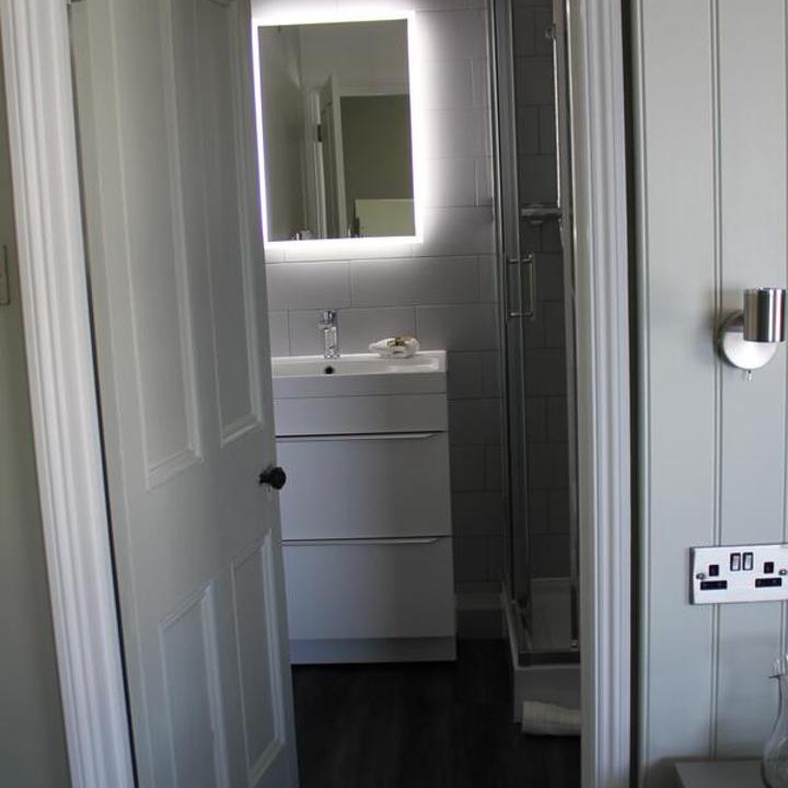 Photo of Bathroom in Helford Passage