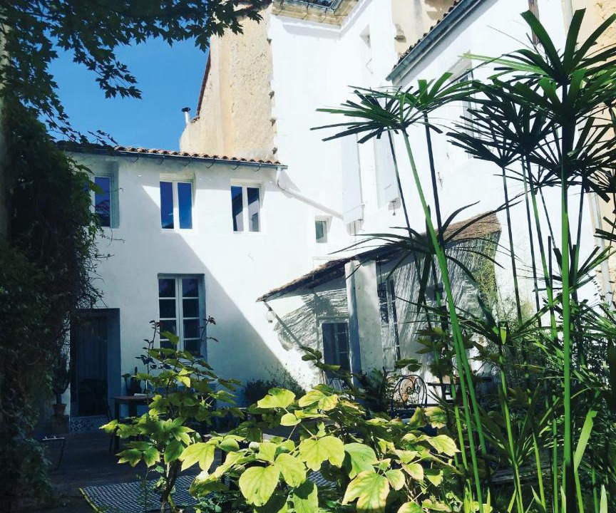 Photo of Buildings in Blaye